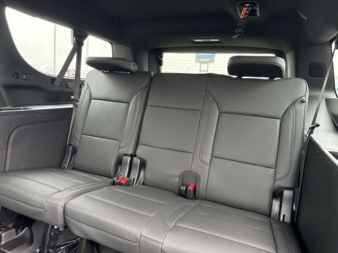 New 2026 Chevrolet Suburban LT w/ Comfort Package image 25