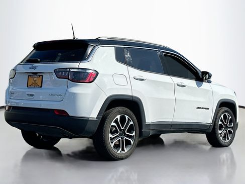 Used 2024 Jeep Compass Limited AWD/4WD image 2