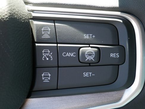 New 2026 Jeep Grand Wagoneer 4WD image 15