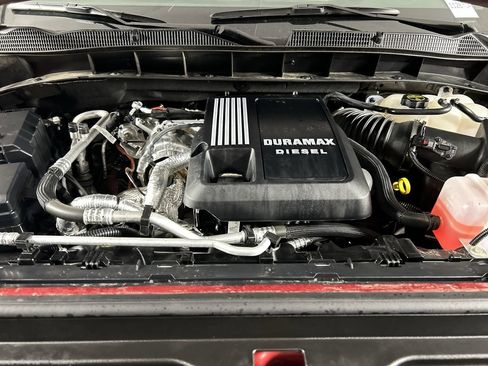 Used 2025 GMC Sierra 1500 AT4 w/ AT4 Premium Package image 11