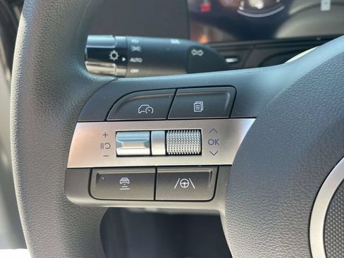 Used 2026 Hyundai Kona SE FWD image 23
