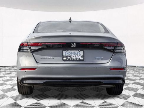 Used 2024 Honda Accord Touring image 8