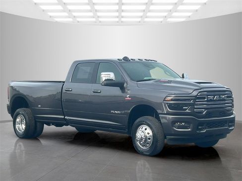New 2026 RAM 3500 Laramie image 8
