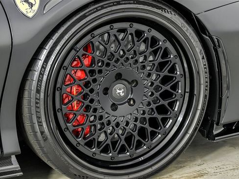 Used 2022 Ferrari SF90 Stradale AWD/4WD image 29
