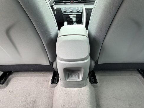 New 2026 Hyundai Elantra SE image 21