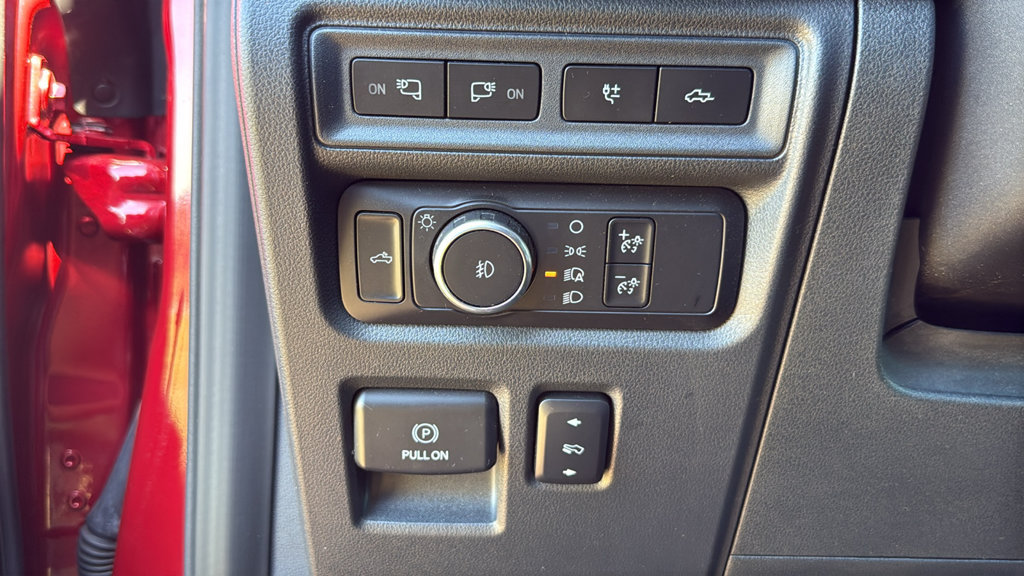 Used 2021 Ford F150 Platinum w/ Equipment Group 701A High AWD/4WD image 18
