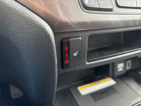 Used 2022 Honda Pilot Special Edition image 6