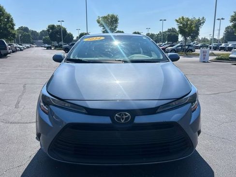 Used 2024 Toyota Corolla LE FWD image 2