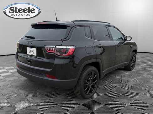 New 2026 Jeep Compass Latitude image 5
