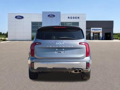 Used 2025 Kia Telluride S