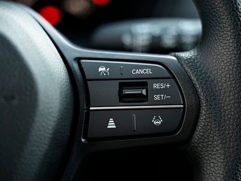 New 2026 Honda HR-V LX image 39