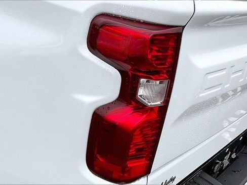 Used 2020 Chevrolet Silverado 1500 LT w/ All-Star Edition image 30