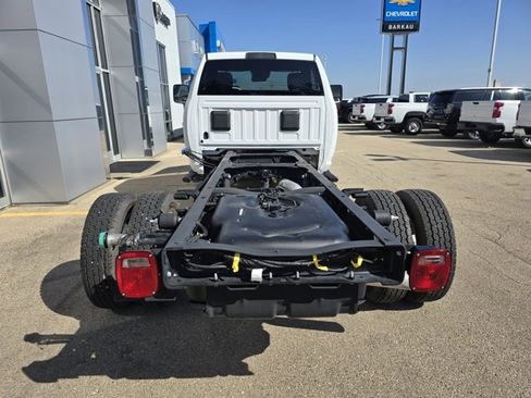 Used 2025 RAM 5500 Tradesman image 4