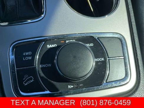 Used 2019 Jeep Grand Cherokee Limited w/ Luxury Group II AWD/4WD image 25
