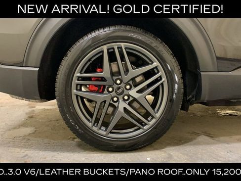 Certified 2025 Ford Explorer ST AWD/4WD image 17