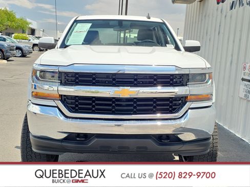 Used 2018 Chevrolet Silverado 1500 LT w/ Trailering Package AWD/4WD image 2