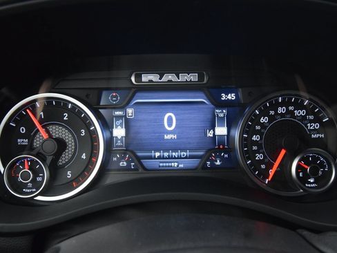 New 2026 RAM 3500 Big Horn AWD/4WD image 19