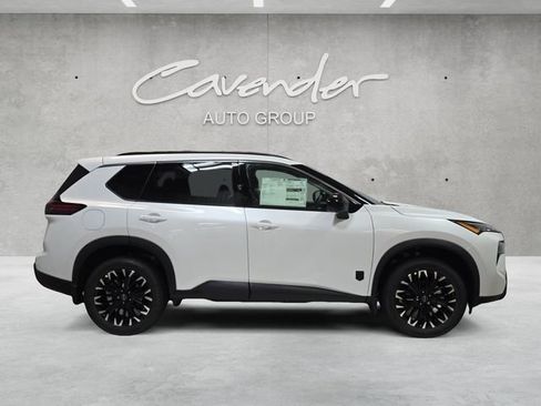 New 2026 Nissan Rogue Dark Armor AWD/4WD image 17