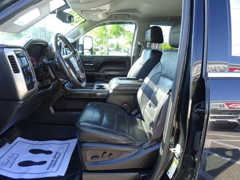 Used 2016 GMC Sierra 2500 Denali AWD/4WD image 10