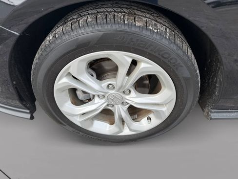 Used 2023 Honda Accord LX image 9