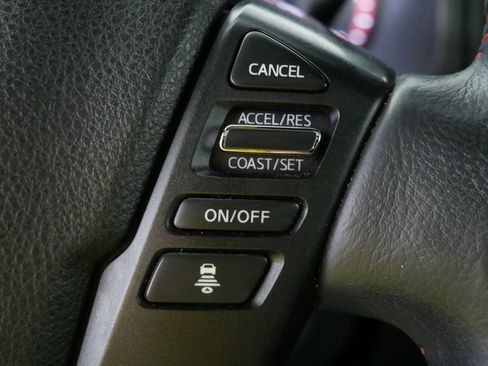 Used 2021 Nissan Titan PRO-4X w/ Pro-4x Convenience Package AWD/4WD image 26