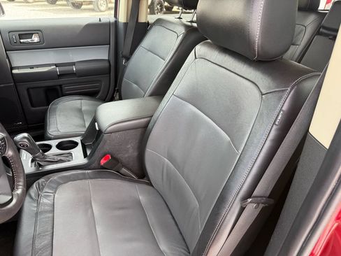 Used 2014 Ford Flex SEL w/ Equipment Group 202A AWD/4WD image 32
