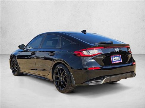 Used 2025 Honda Civic Sport image 8