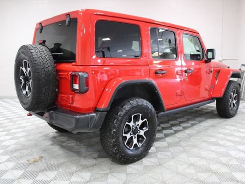 Used 2021 Jeep Wrangler Unlimited Rubicon w/ Cold Weather Group AWD/4WD image 11