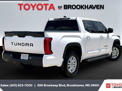 Used 2024 Toyota Tundra SR5 w/ SR5 Premium Package RWD image 11