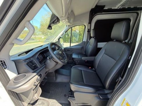 New 2026 Ford Transit 250 148 Medium Roof w/ Load Area Protection Package image 14