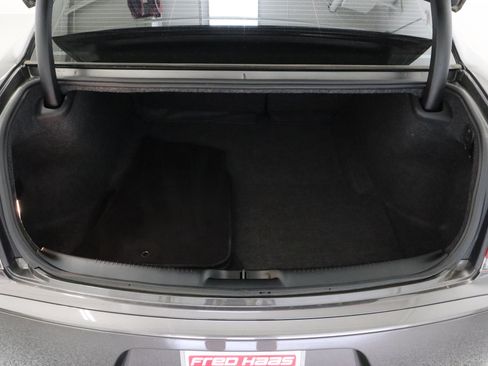 Used 2023 Chrysler 300 Touring w/ Sport Appearance Package RWD image 32