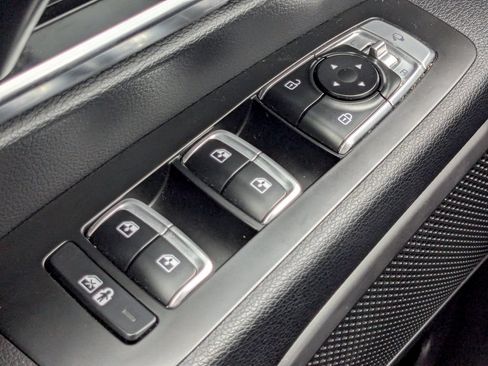Used 2024 Kia Telluride EX w/ EX Captain's Chair Package FWD image 35