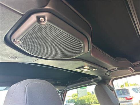 Used 2021 Jeep Wrangler Unlimited Sport AWD/4WD image 13