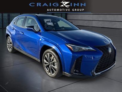 Certified 2025 Lexus UX 300h FWD w/ Accessory Package (Z2)