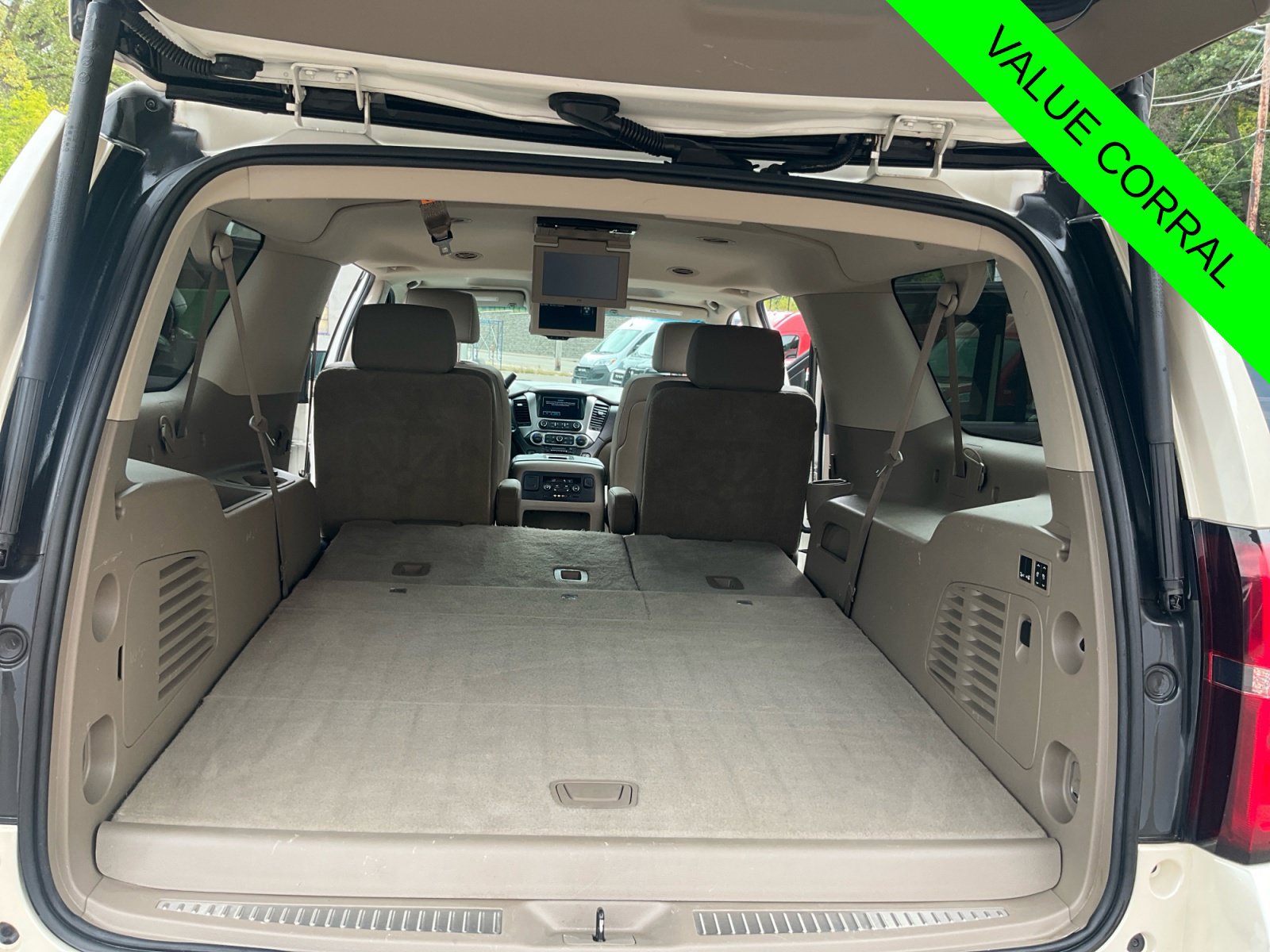 Used 2015 Chevrolet Suburban LTZ AWD/4WD image 25