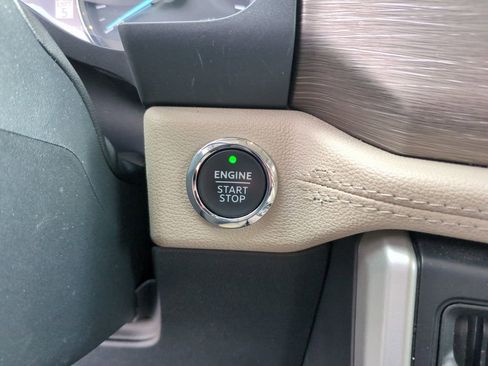 Used 2024 Ford Expedition Limited AWD/4WD image 32