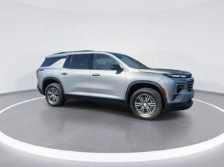 Certified 2025 Chevrolet Traverse LT video 2