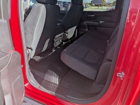 Used 2019 Chevrolet Silverado 1500 Custom Trail Boss w/ Custom Convenience Package image 12