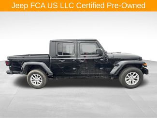 Used 2023 Jeep Gladiator Sport AWD/4WD video 2