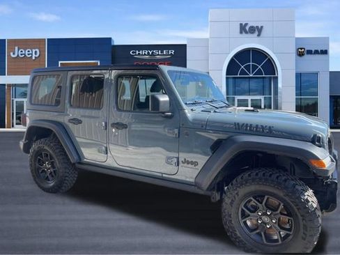Used 2024 Jeep Wrangler Unlimited Sport AWD/4WD image 4