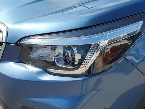 Used 2019 Subaru Forester Premium image 9