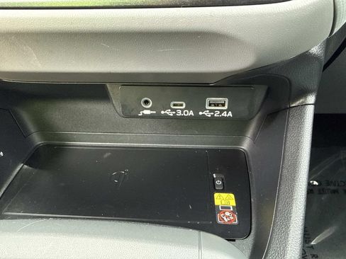 Certified 2025 Subaru Crosstrek 2.5i Limited w/ Crosstrek Mirror Package AWD/4WD image 30