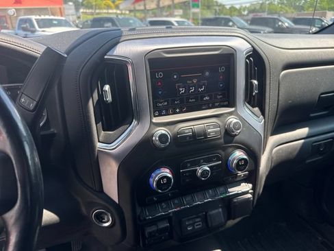Used 2019 GMC Sierra 1500 SLE w/ SLE Value Package AWD/4WD image 29