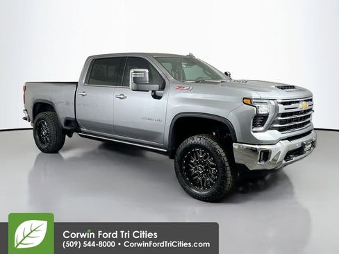 Used 2025 Chevrolet Silverado 2500 LTZ w/ LTZ Convenience Package AWD/4WD image 1