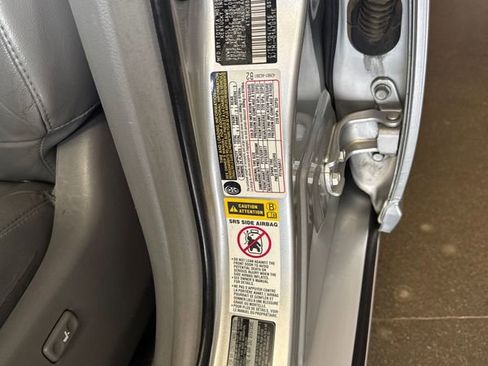 Used 2006 Toyota Avalon XLS image 76