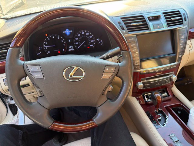 Used 2012 Lexus LS 460 L w/ Luxury Pkg AWD/4WD image 15