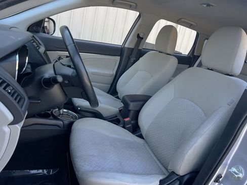 Used 2017 Mitsubishi Outlander Sport LE image 12