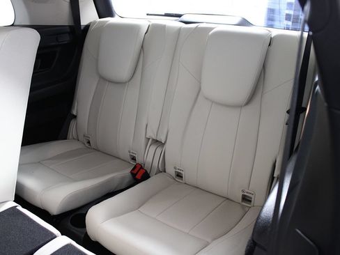 Used 2023 Mercedes-Benz GLB 250 image 24