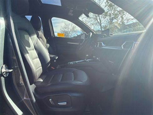 Used 2023 MAZDA CX-5 Signature image 14