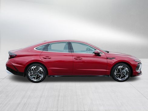 Certified 2026 Hyundai Sonata SEL AWD/4WD image 8